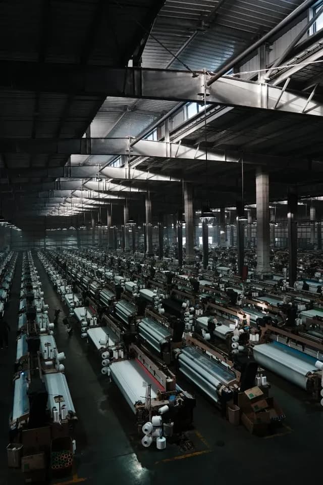 Weaving aisle
